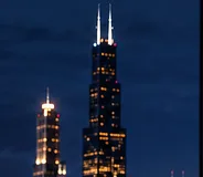 Panorama Chicago nocą z Willis Tower